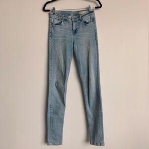Zara skinnies (light washed)